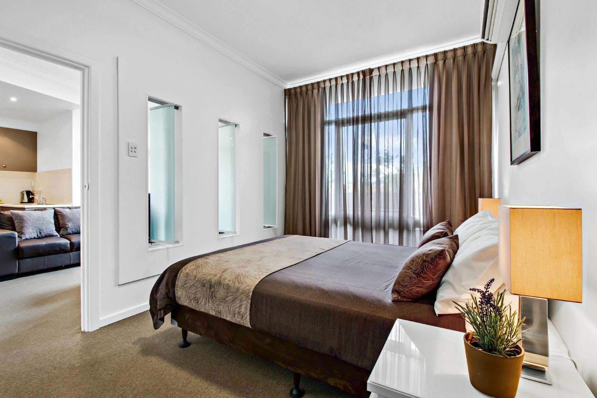 Adelaide Dress Circle Apartments - Ward Street Kültér fotó